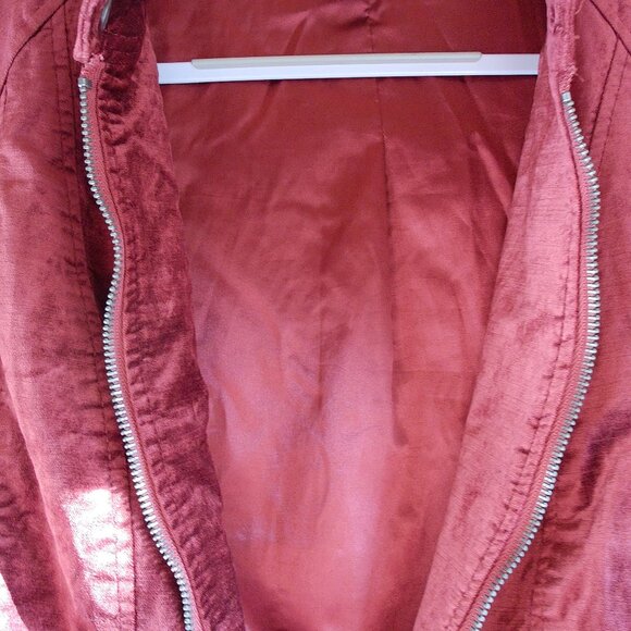 Women’s Red Velvet Moto Jacket – Zip Front, Lace-Up Torrid Sz 2 or 2X - Picture 4 of 6